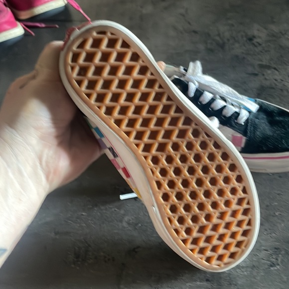 Kids Rainbow Checkered Vans - Picture 2 of 3